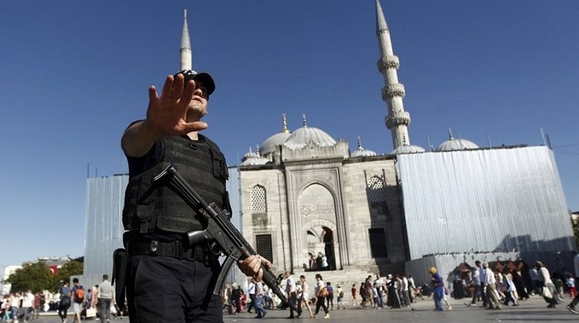 Τουρκία: Νυχτερινές επιδρομές της αντιτρομοκρατικής – Υπό κράτηση 20 ύποπτοι για συμμετοχή στο ISIS